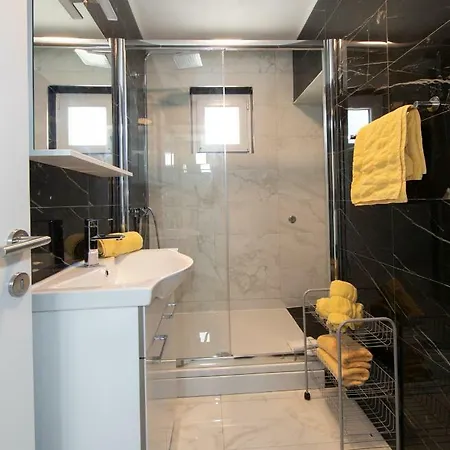 Apartmani Marija Jakir Brela Exterior photo