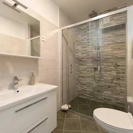 Apartmani Marija Jakir Brela Exterior photo