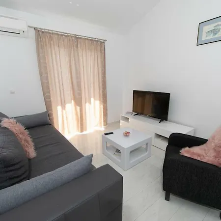 Apartmani Marija Jakir Brela Exterior photo